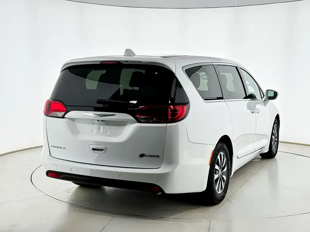 Chrysler Grand Voyager PHEV (Import) 2025 из CN, фото 6