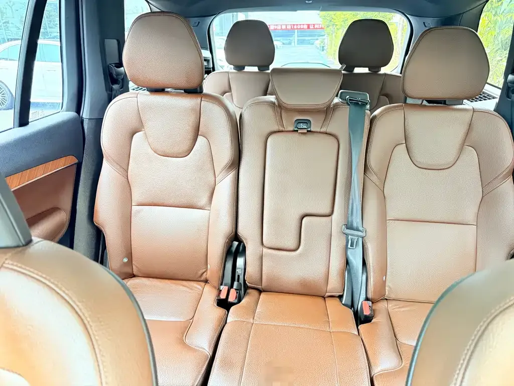 Volvo XC90 2021 из CN, фото 5