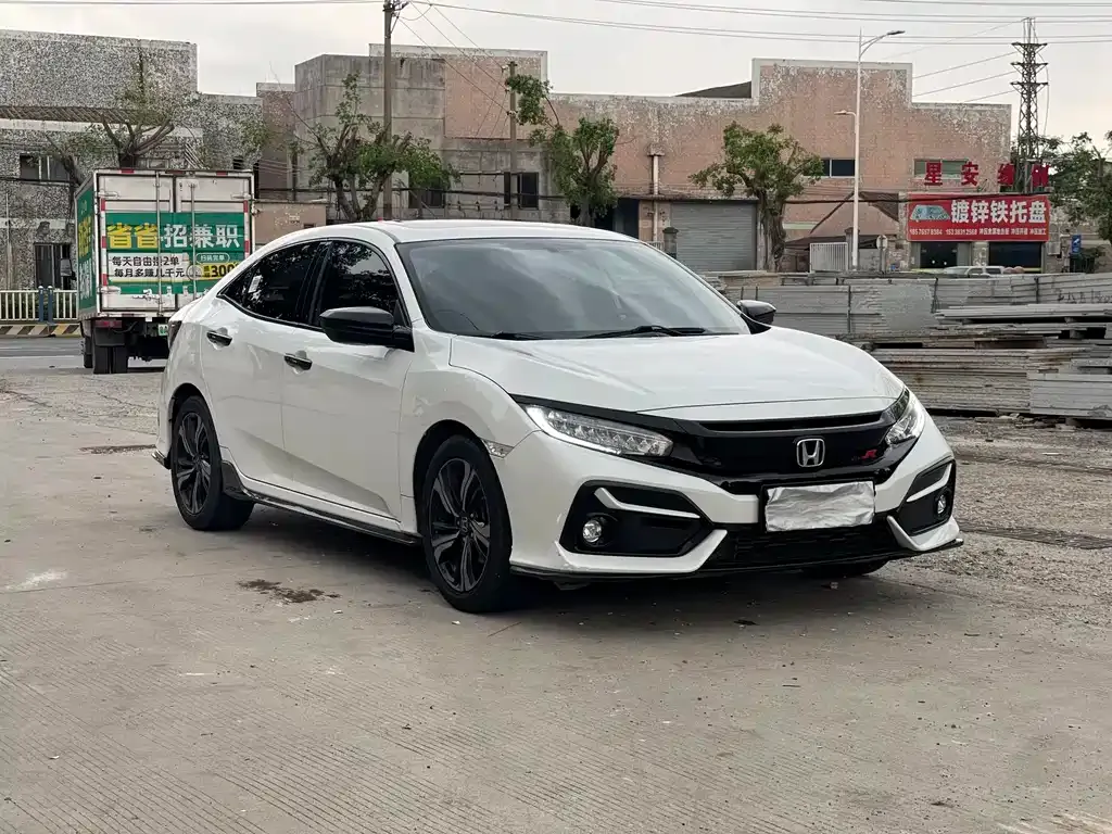 Honda Civic — фото 5