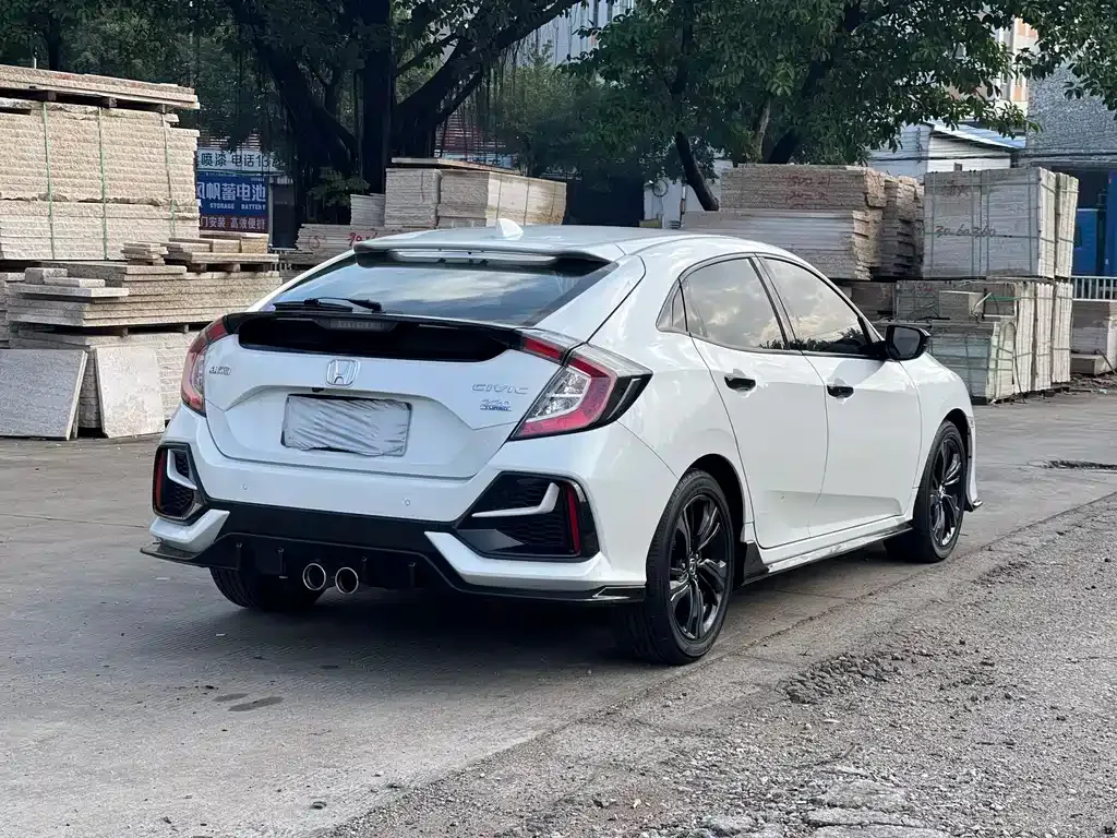 Honda Civic — фото 7