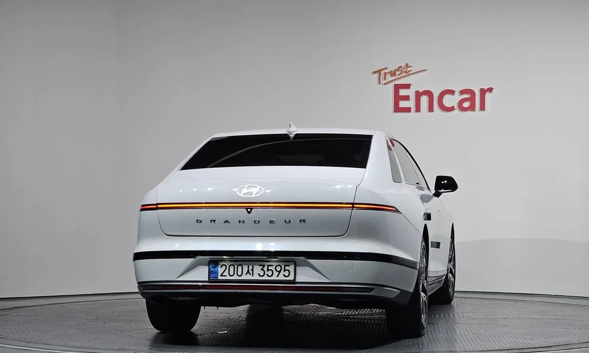 Hyundai Grandeur 2023 из KR, фото 2