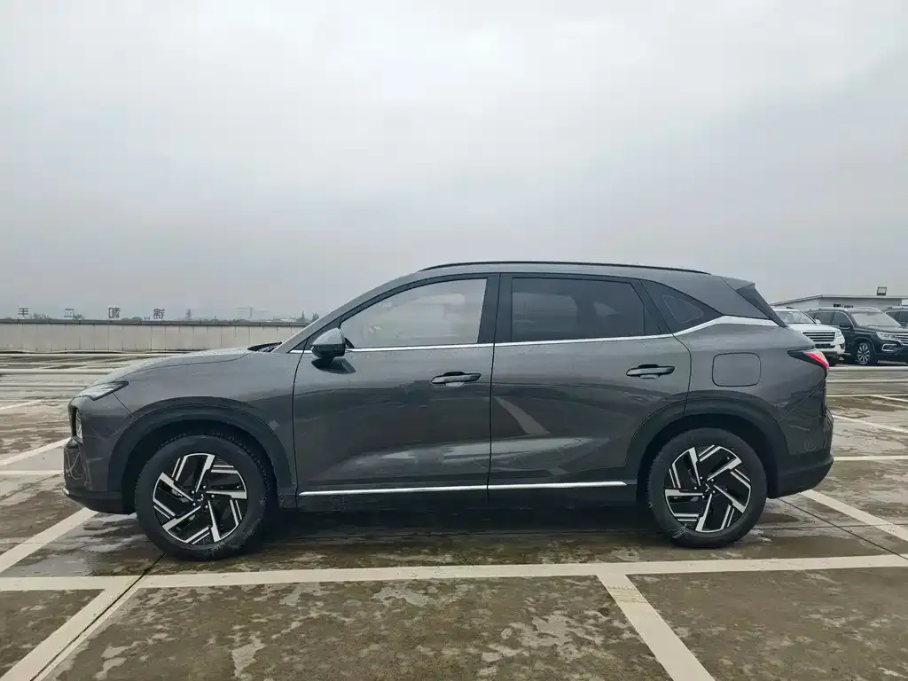 Wuling Xingguang S — фото 9