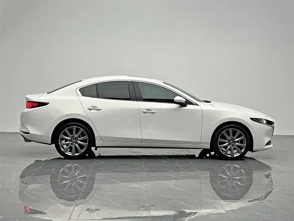 Mazda 3 Axela 2024 из CN, фото 6
