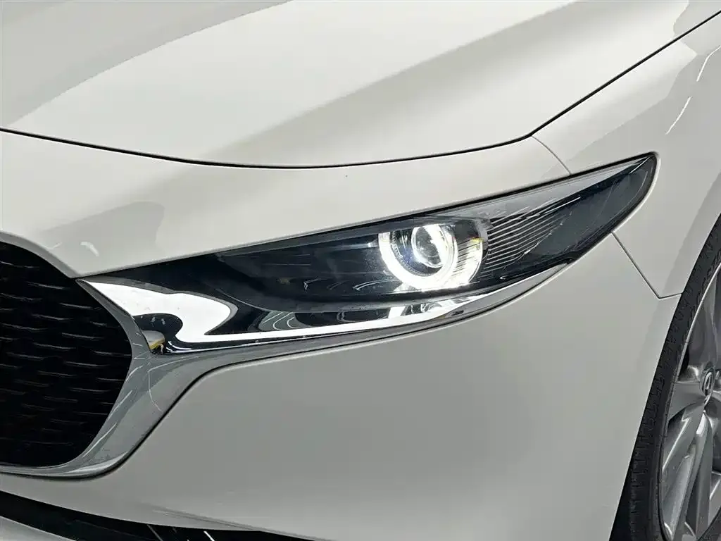 Mazda 3 Axela 2024 из CN, фото 8