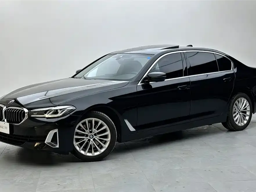 BMW 5 Series — фото 1