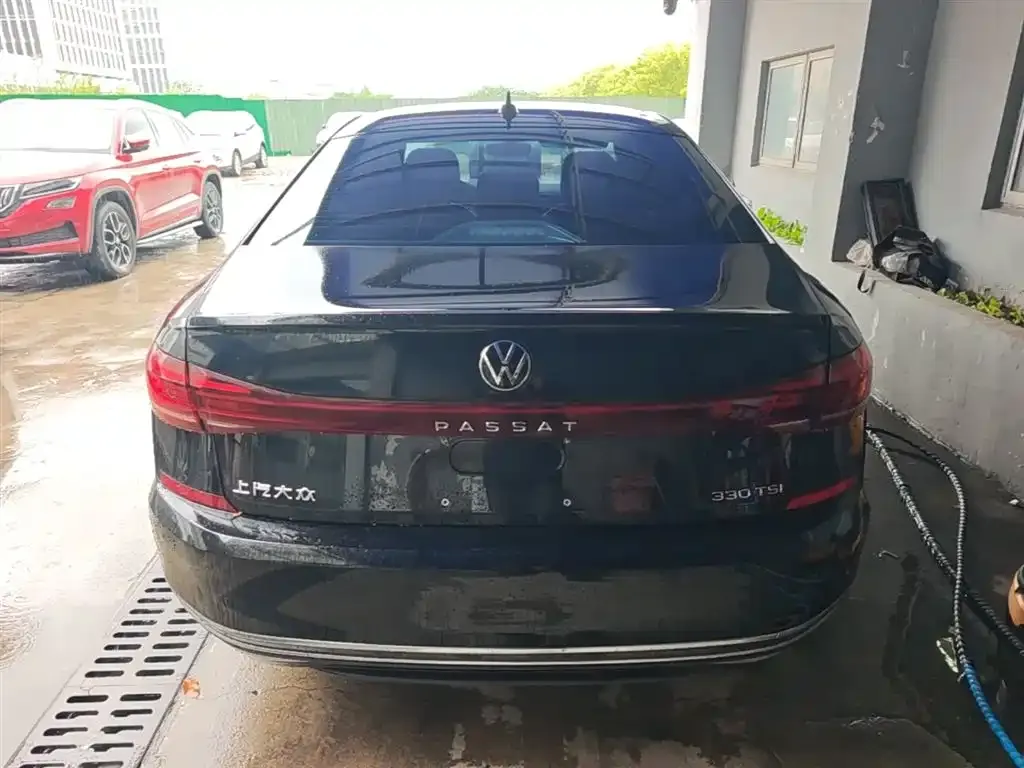 Volkswagen Passat — фото 6