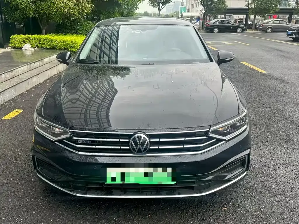 Volkswagen Magotan GTE PHEV 2023 из CN, фото 4
