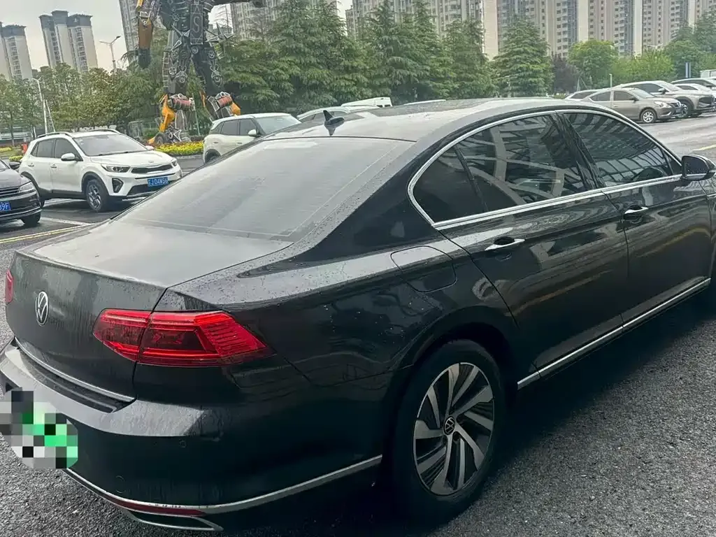 Volkswagen Magotan GTE PHEV 2023 из CN, фото 7
