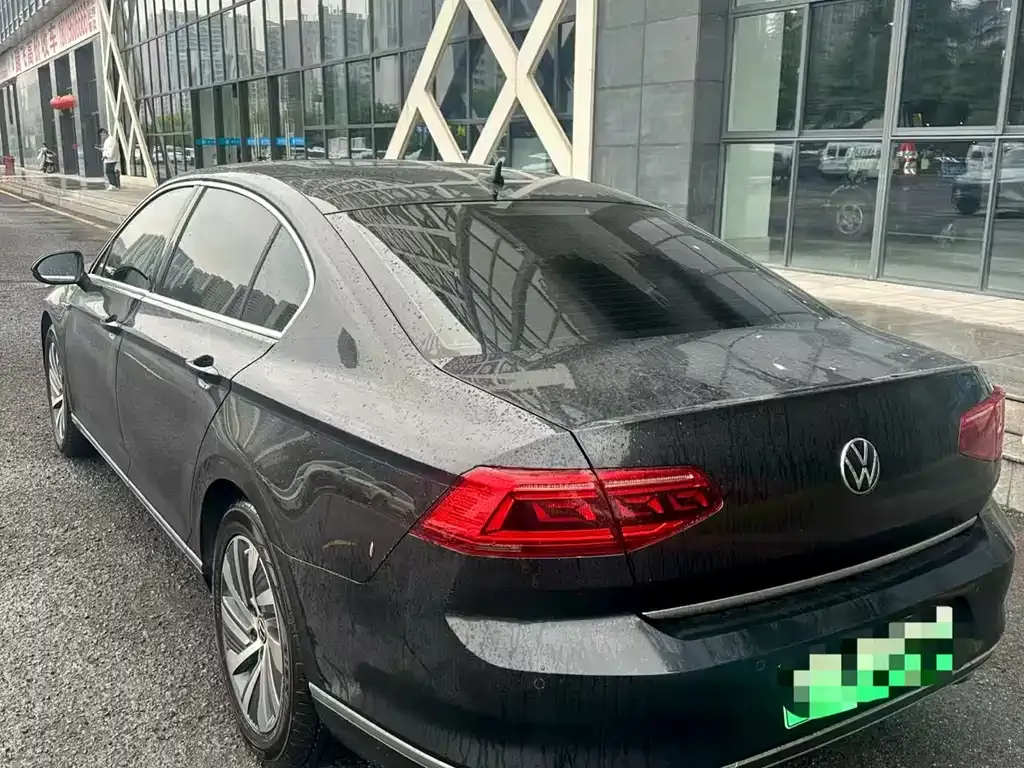 Volkswagen Magotan GTE PHEV 2023 из CN, фото 6