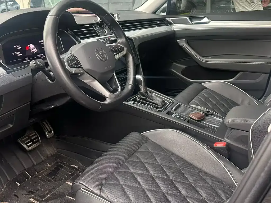 Volkswagen Magotan GTE PHEV 2023 из CN, фото 9