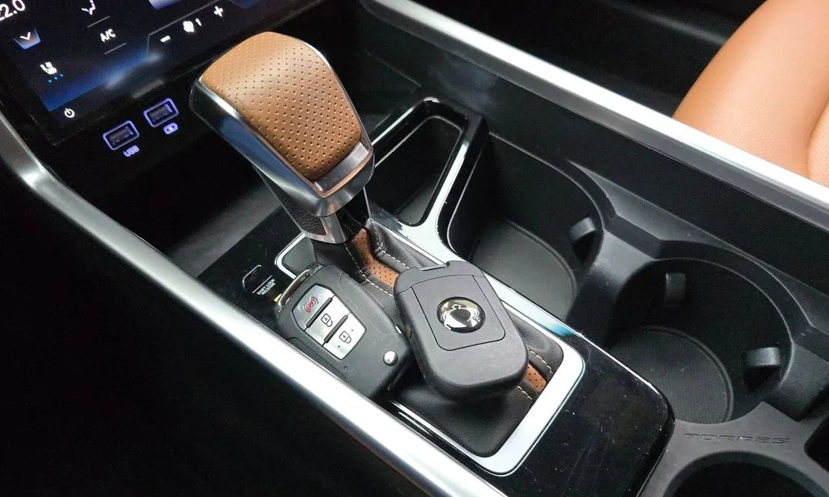 KG Mobility (Ssangyong) Torres 2024 из KR, фото 10