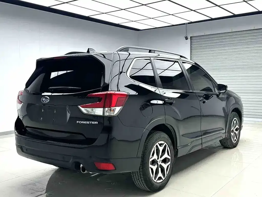 Subaru Forester 2021 из CN, фото 8