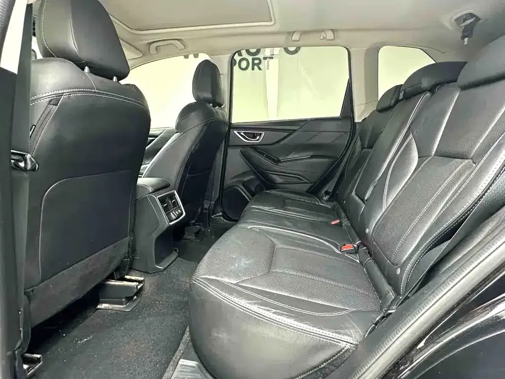 Subaru Forester 2021 из CN, фото 7