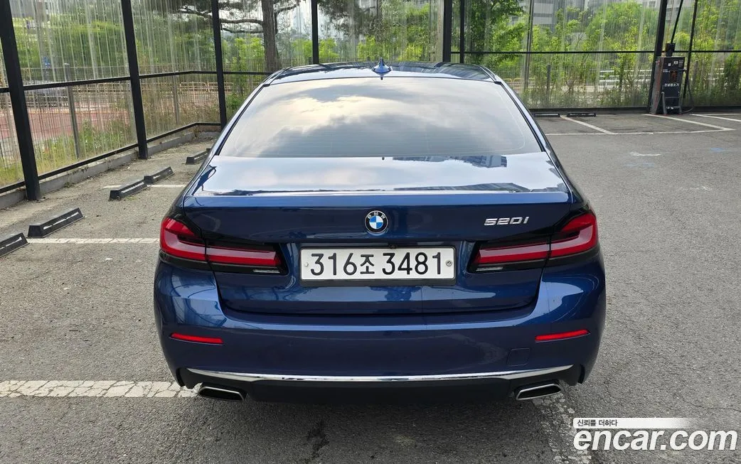 BMW 5-Series 2021 из KR, фото 3