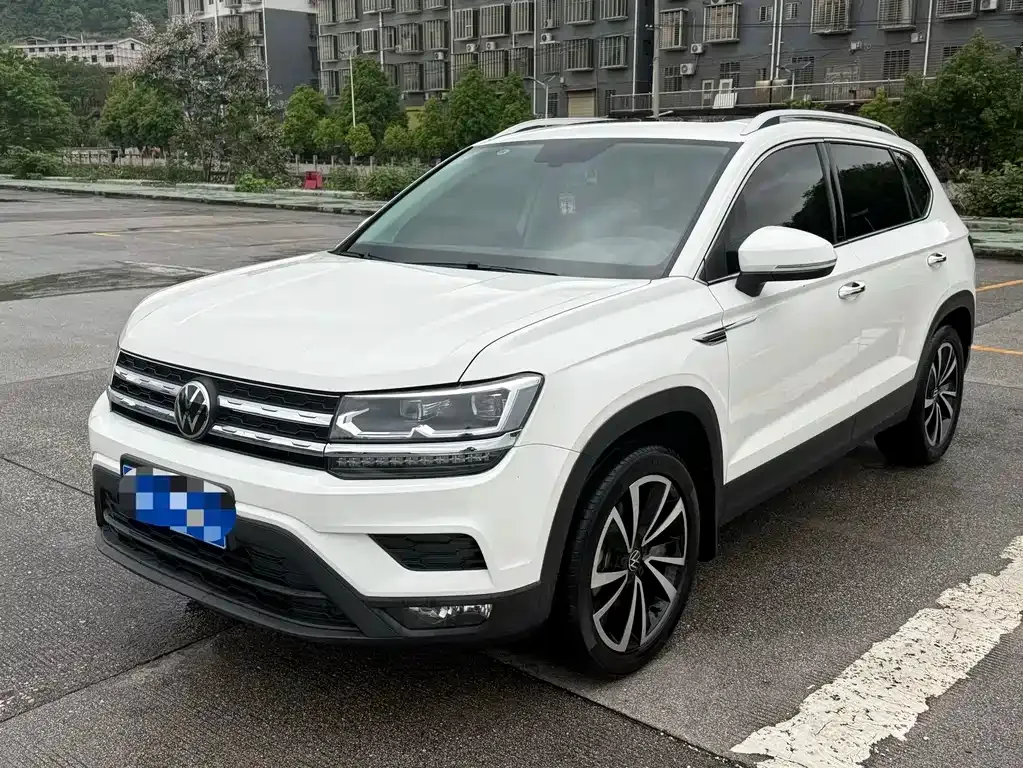 Volkswagen Tharu