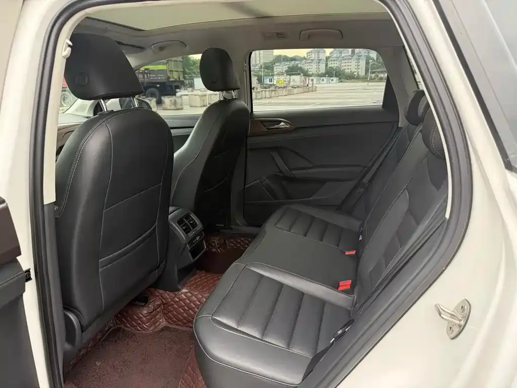 Volkswagen Tharu 2022 из CN, фото 2
