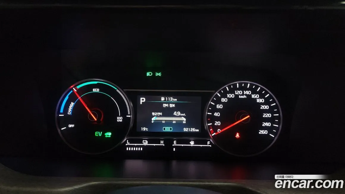 Kia Sorento — фото 5