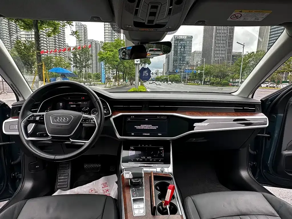 Audi A6 (Import) — фото 7