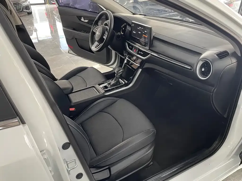 Kia K3 2022 из CN, фото 6