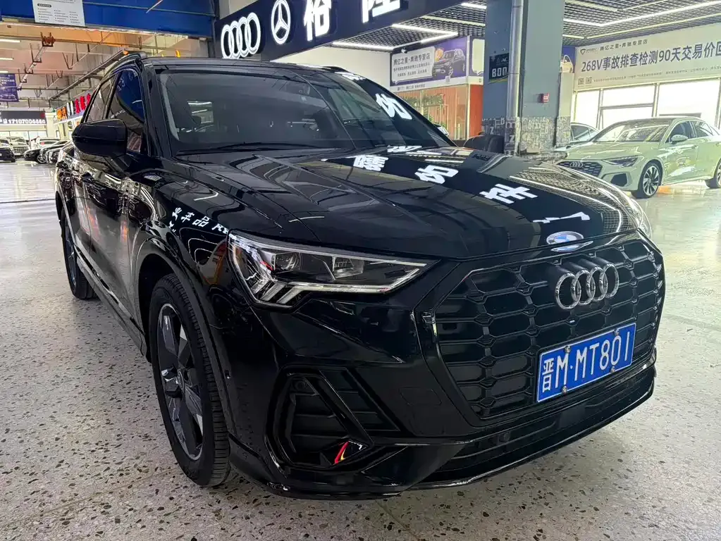 Audi Q3 — фото 10