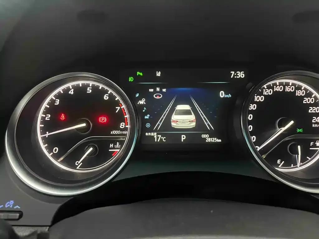 Toyota Camry 2024 из CN, фото 9