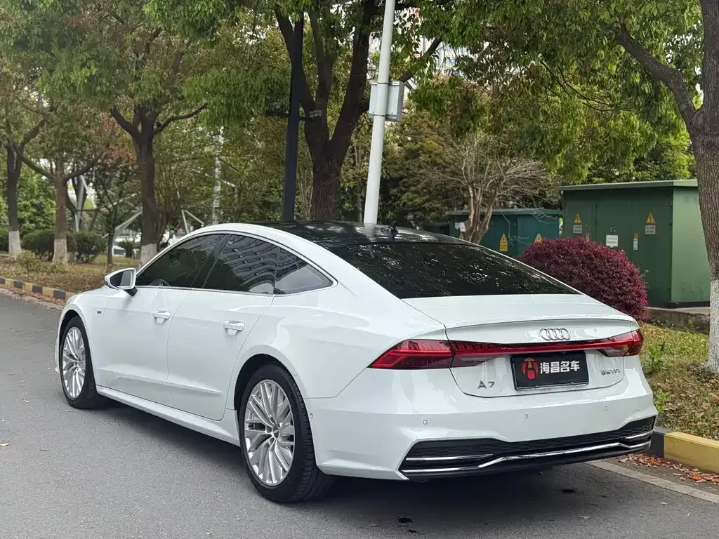 Audi A7 2021 из CN, фото 9