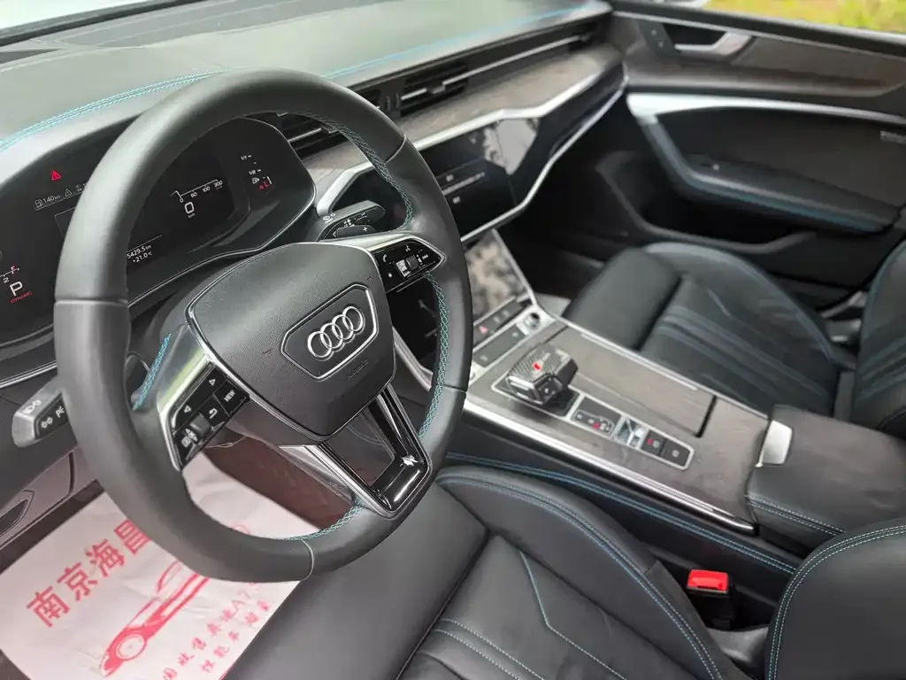Audi A7 2021 из CN, фото 3