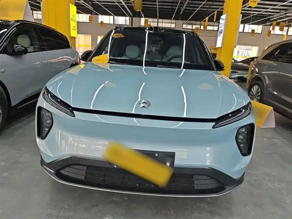 NIO EC6 — фото 8