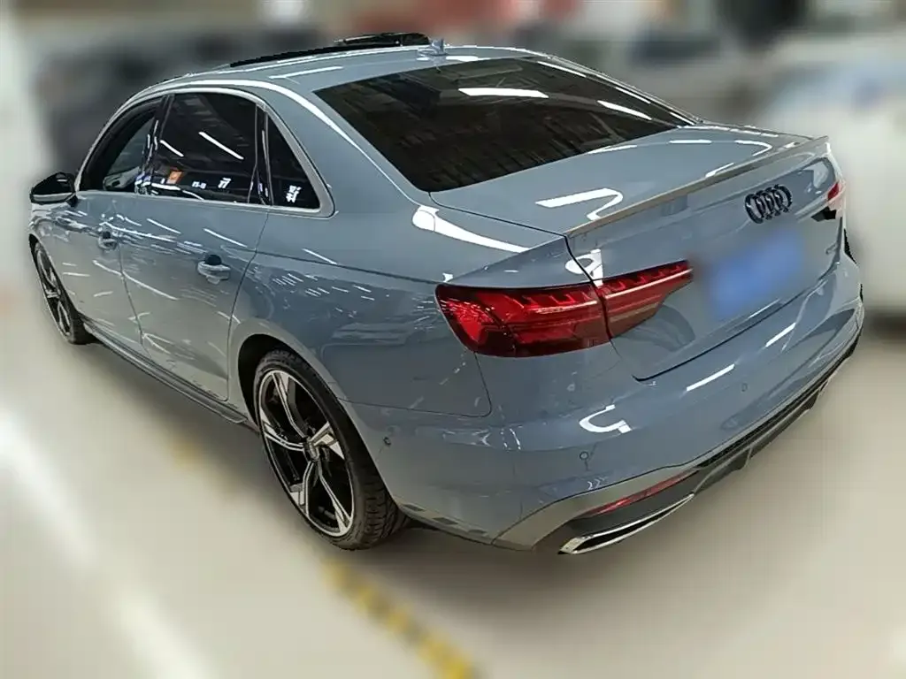 Audi A4L — фото 8