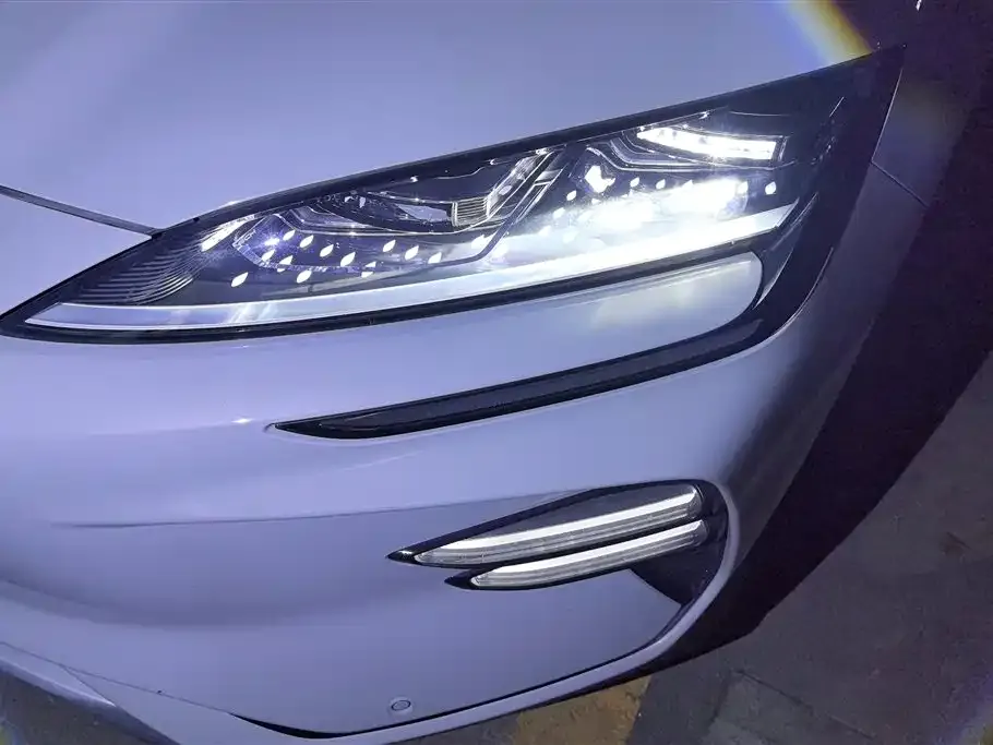 BYD PLUS New Energy — фото 3