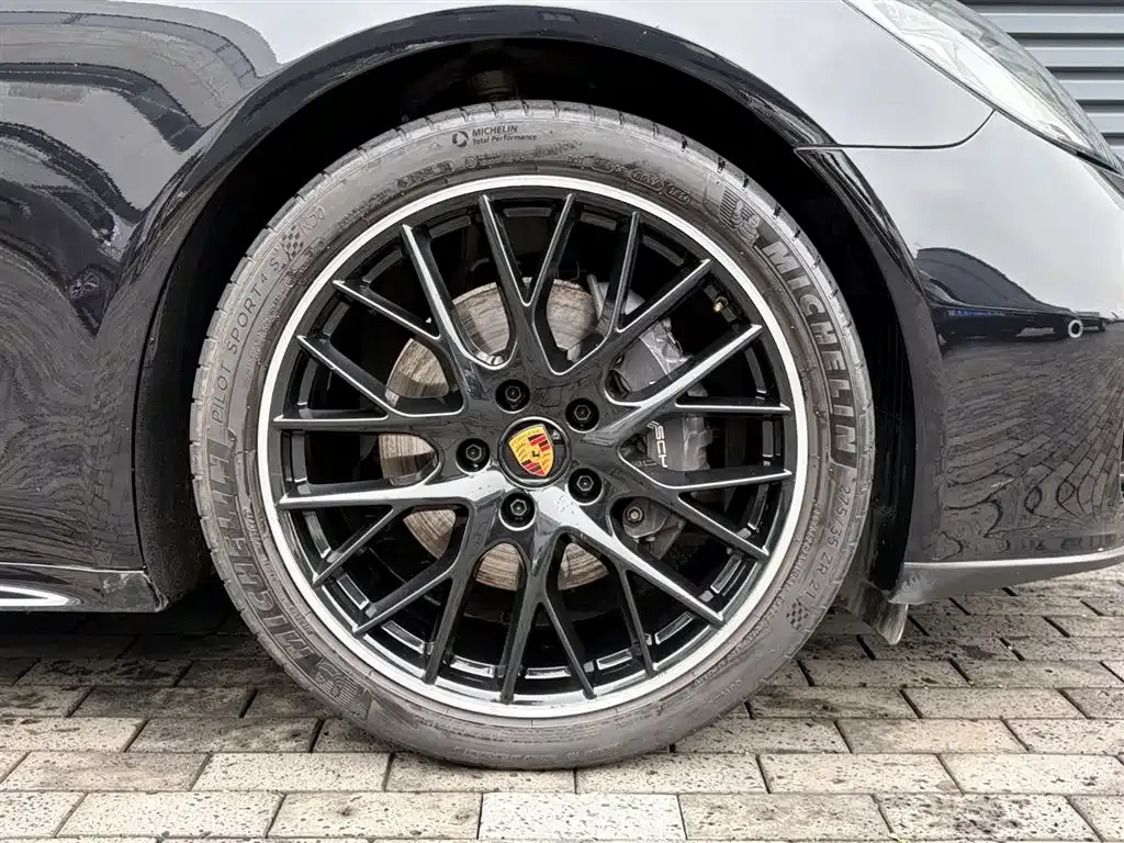 Porsche Panamera — фото 9