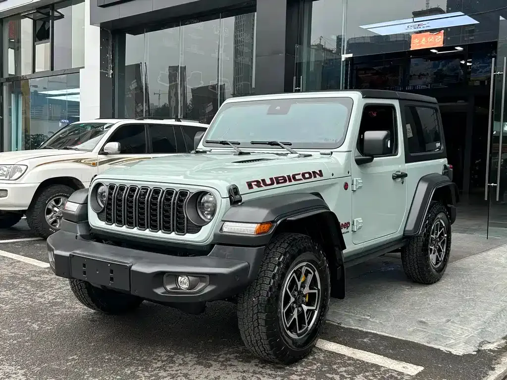 Jeep Wrangler — фото 1