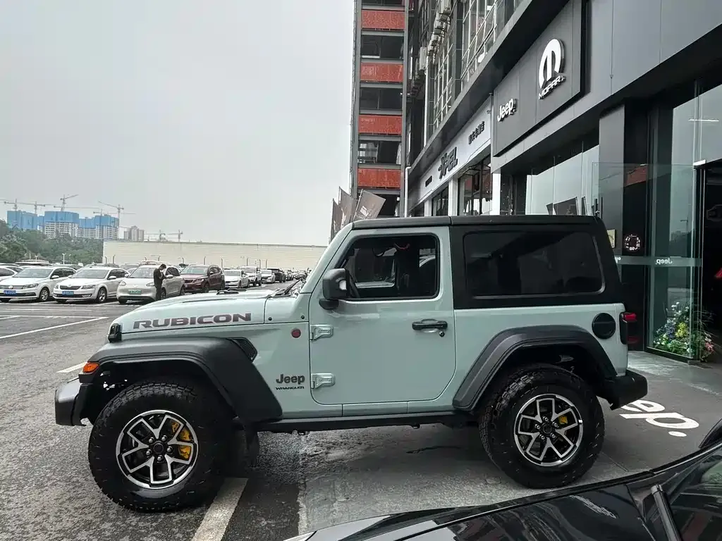 Jeep Wrangler — фото 2