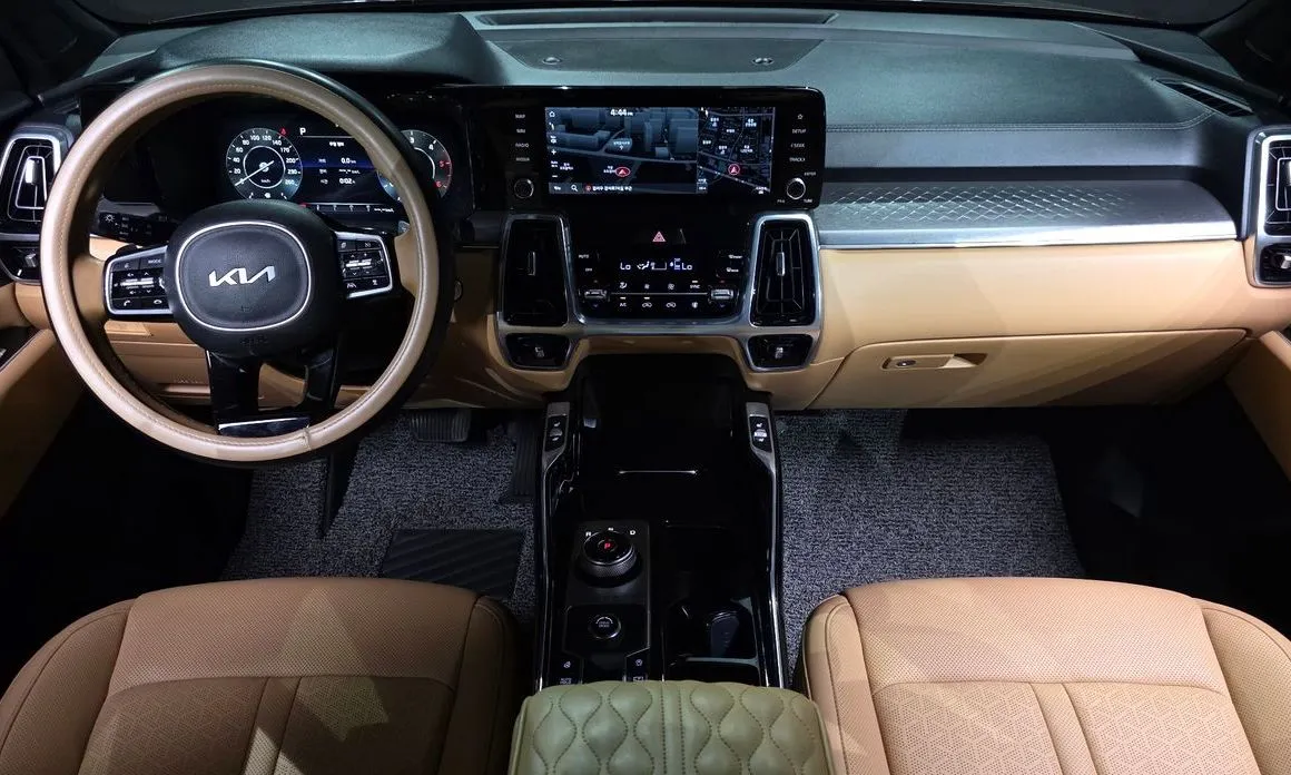 Kia Sorento — фото 10