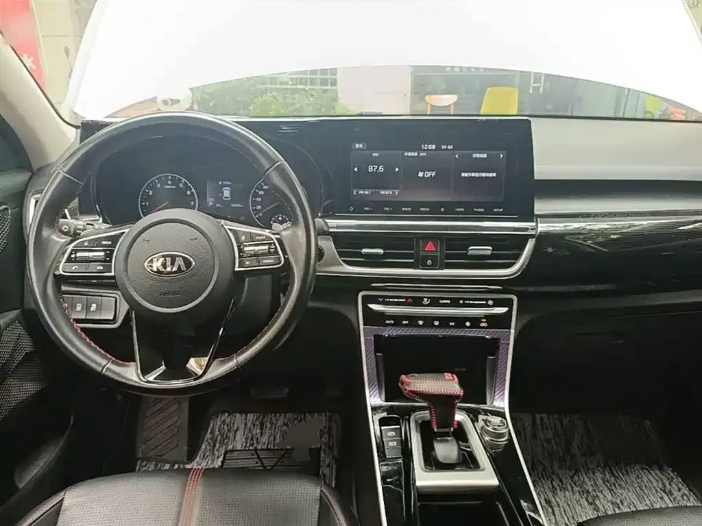 Kia KX3 2021 из CN, фото 3