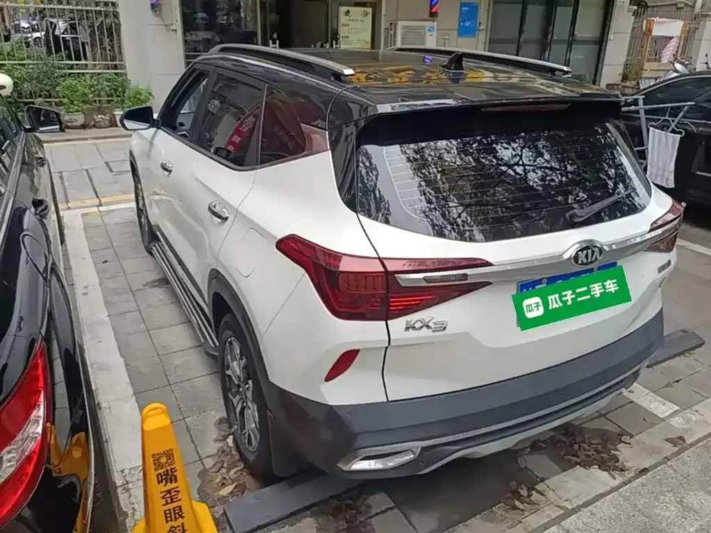 Kia KX3 2021 из CN, фото 7
