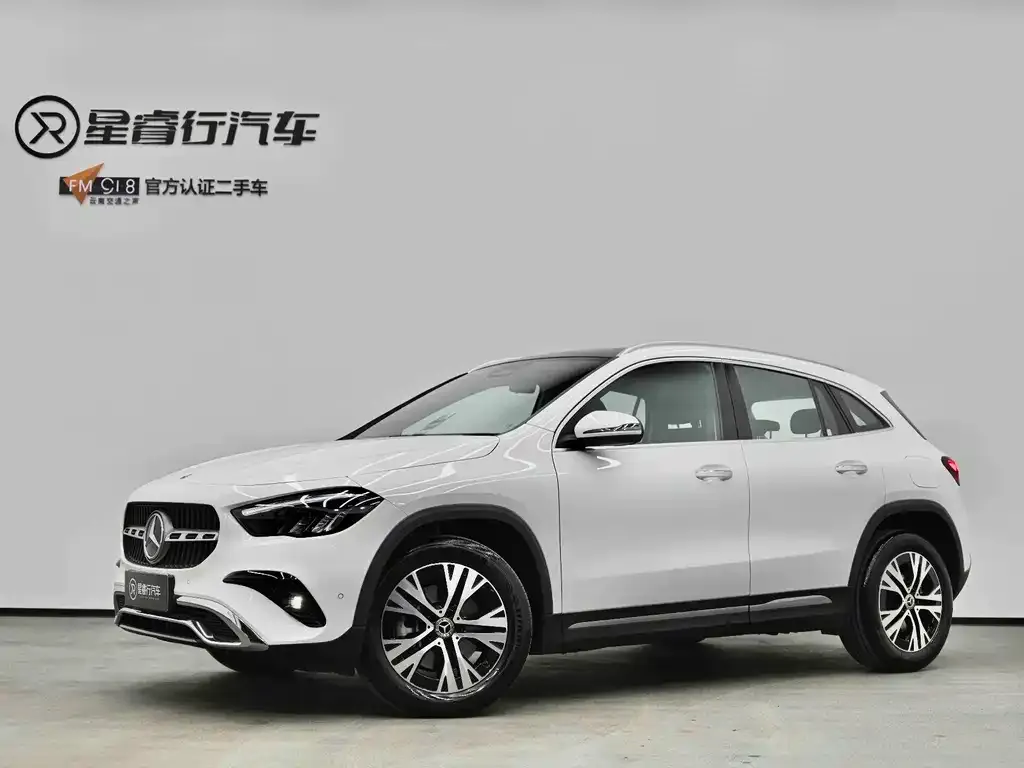 Mercedes-Benz GLA — фото 1