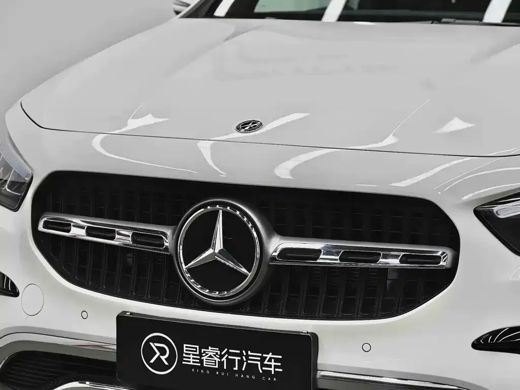 Mercedes-Benz GLA — фото 7