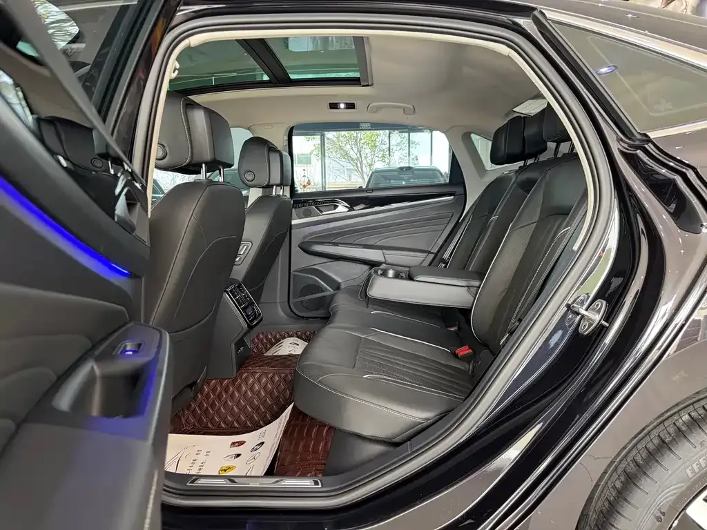 Volkswagen Passat — фото 2