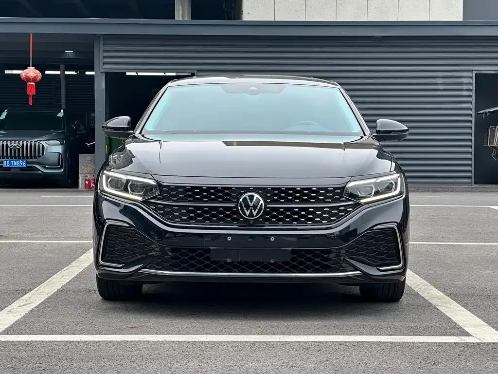 Volkswagen Passat — фото 3