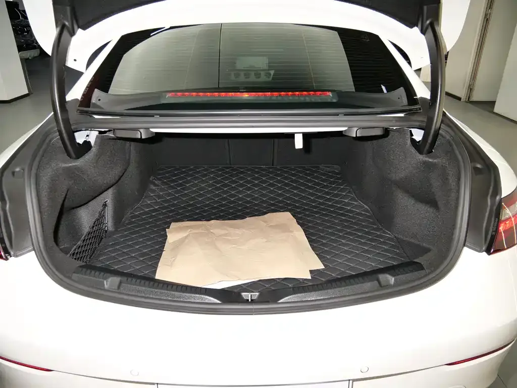 Mercedes-Benz E-Class (Import) 2021 из CN, фото 7