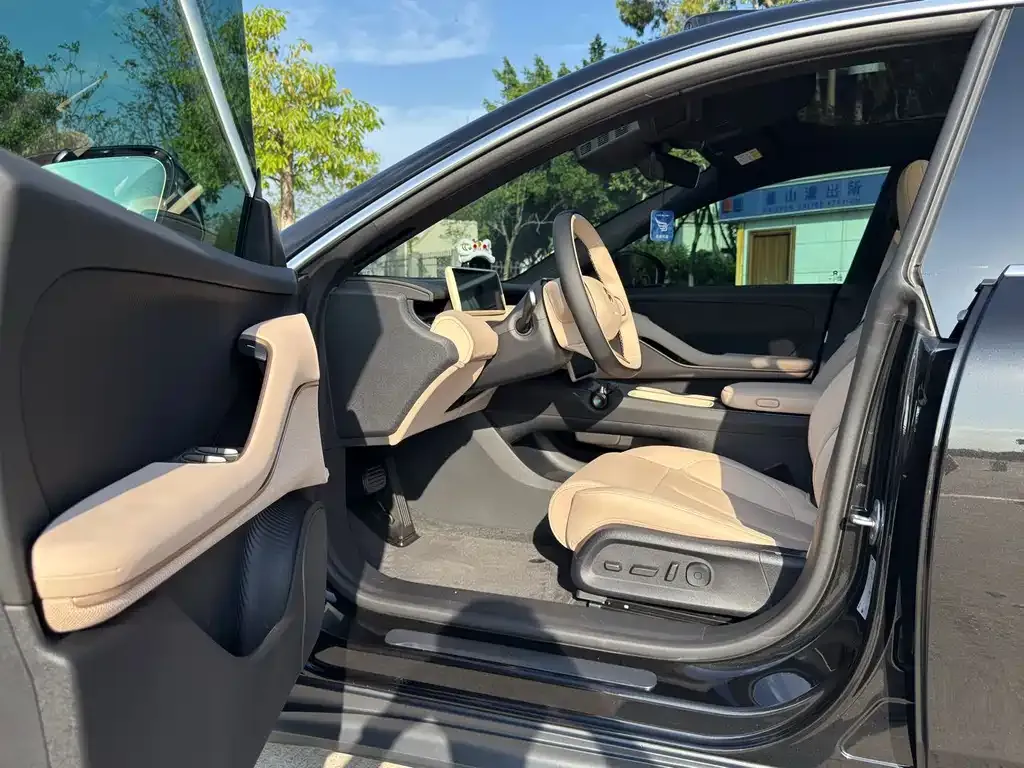 NIO ET5T 2025 из CN, фото 10