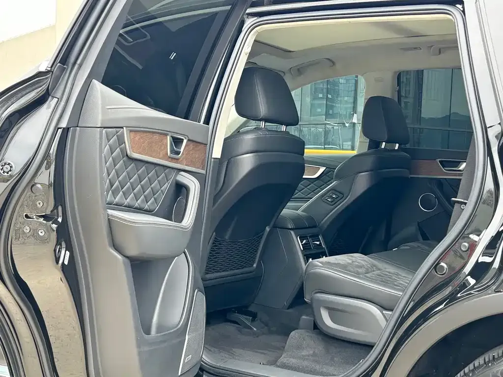 Hongqi HS7 2022 из CN, фото 5