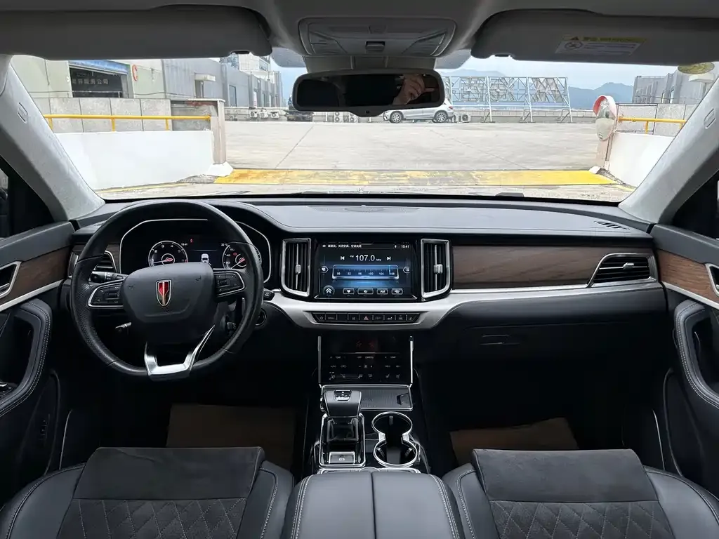 Hongqi HS7 2022 из CN, фото 3