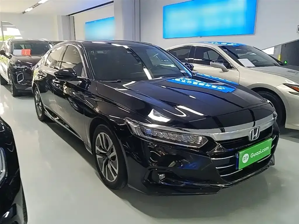 Honda Accord — фото 7