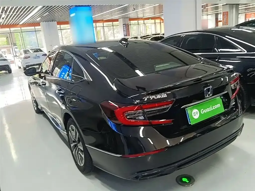 Honda Accord — фото 5