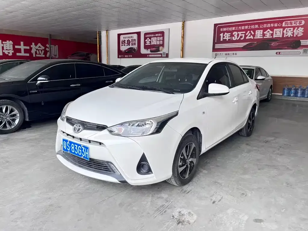 Toyota Yaris L