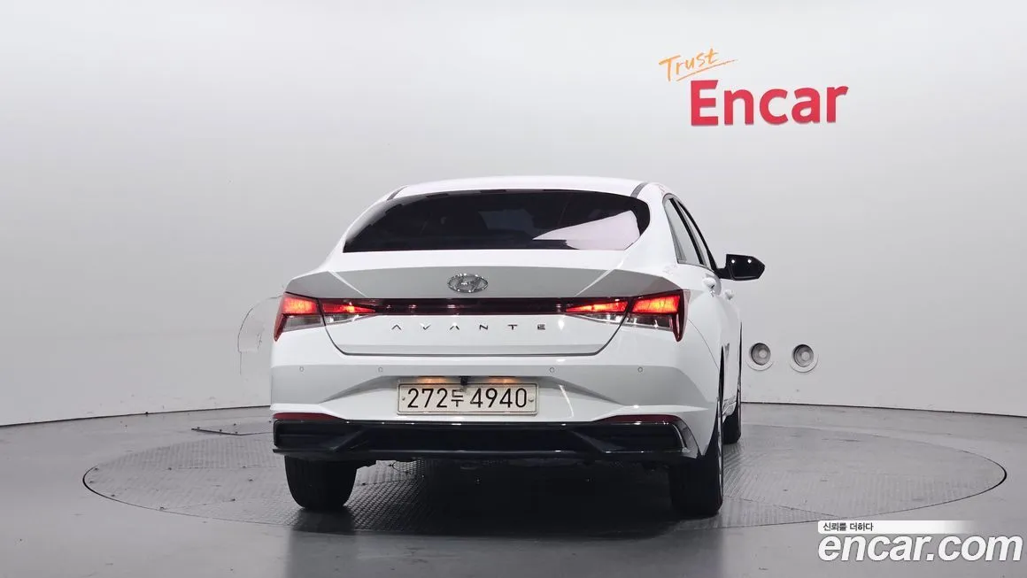 Hyundai AVANTE — фото 4
