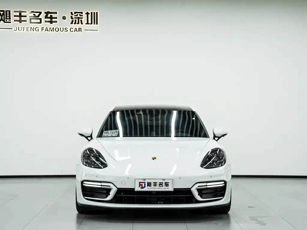 Porsche Panamera — фото 9
