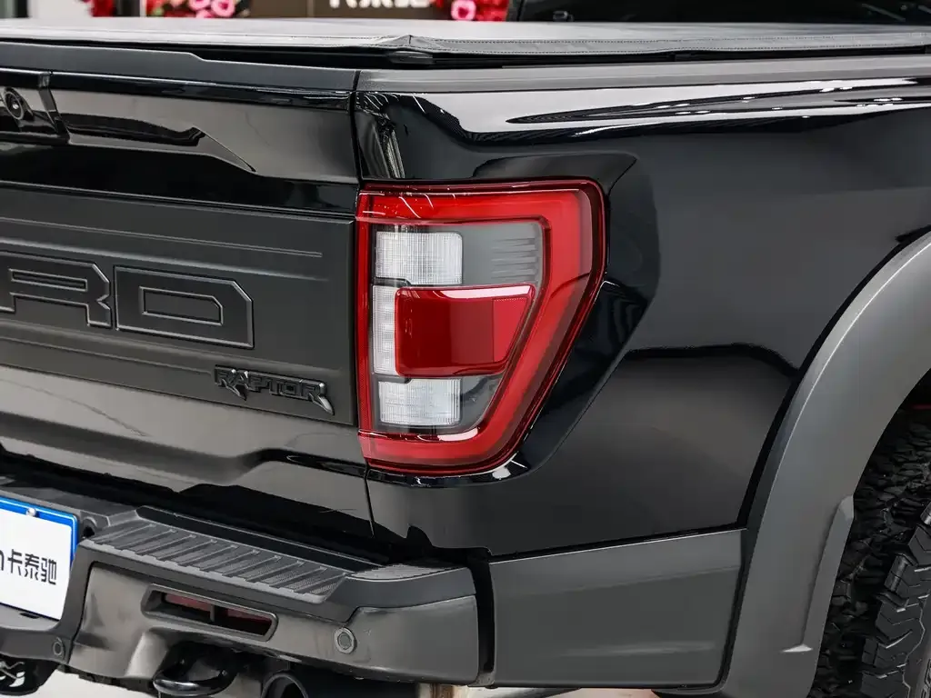 Ford F-150 Raptor — фото 7